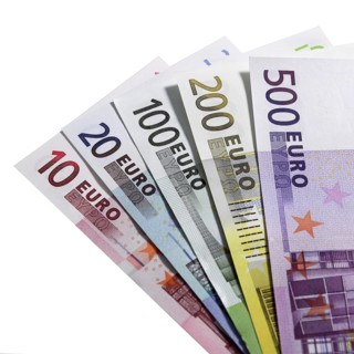 10, 20, 100, 200, and 500 Euro Bank Notes