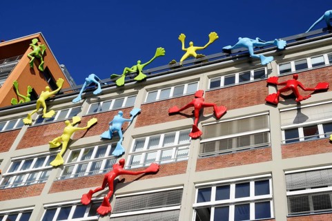 Flossis, Installation, Roggendorf-Haus, Medienhafen, Düsseldorf, North Rhine-Westphalia, Germany,