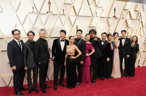 Bong Joon Ho, Yang Jin-mo, Jin Won Han, Kwak Sin-ae, Ha-jun Lee, Kang-ho Song, Sun-kyun Lee,