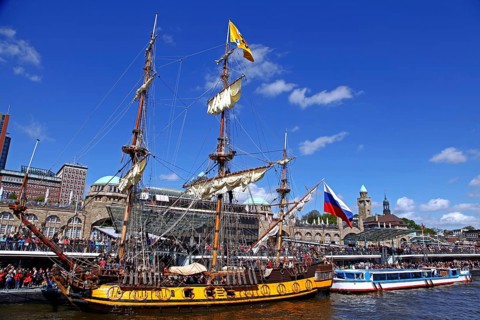 Fregatte Shtandart, Impressions of the 826th Birthday of the Port of Hamburg 2015, Germany, Europe