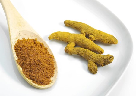 Turmeric (curcuma longa), curcume, yellow ginger, saffron root, turmeric, turmeric root, ginger