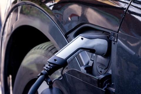 Recharging of an an electric car with a plug and cable