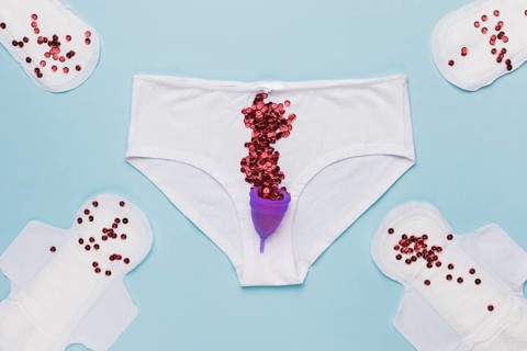 Top view knickers with red sequins menstrual cup