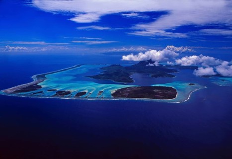 French Polynesia: Helicopter flight over the island of Bora Bora