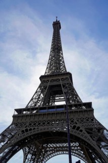 Jardin de la Tour Eiffel, Eiffel Tower, Paris, France, Europe