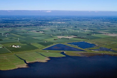 Salt marshes, marshland, Reussenkoog, Sönke-Nissen-Koog, reservoir with Sönke-Nissen-Koog lock,