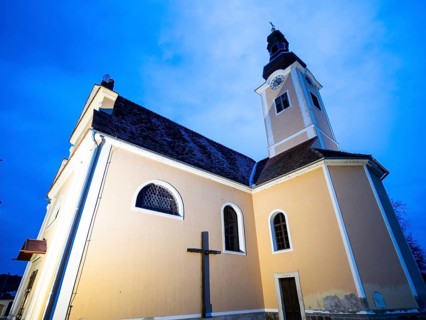 Roman Catholic parish church of St Vitus, blue hour, Söchau, south-east Styria, Styria, Austria,