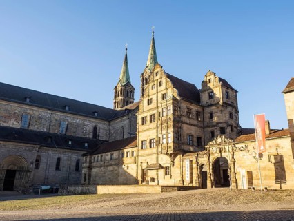 Old court in the morning light, cathedral behind, Bamberg, Upper Franconia, Bavaria, Germany,