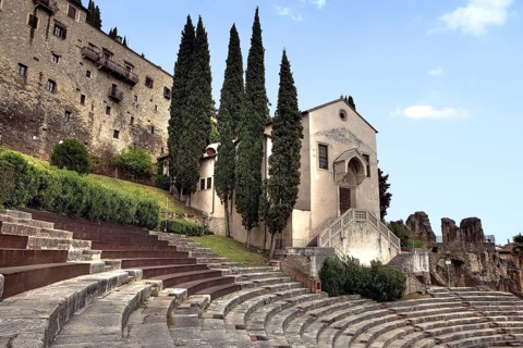 Roman theatre, amphitheatre, Chiesa dei Santi Siro e Libera, church, Verona, Veneto, Roman theatre,
