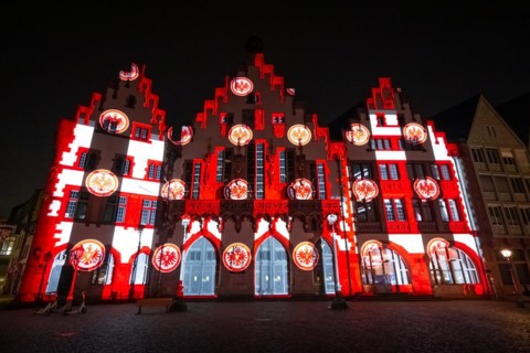 To mark the 125th anniversary of Eintracht Frankfurt, a video installation on the façade of the