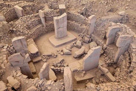 Touristen besuchen den Göbeklitepe-Tempel in Sanliurfa, Türkei, am 08. September 2018, Sanliurfa,