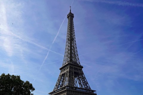 Jardin de la Tour Eiffel, Eiffel Tower, Paris, France, Europe