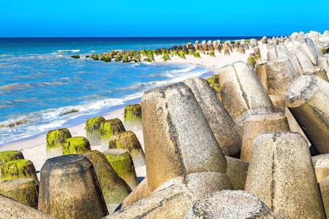Beach protection by tetrapods, to be seen on the beach walk from Hörnum around Hörnum-Odde, the