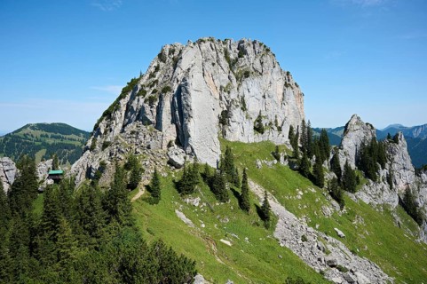 Blankenstein with mountain guard hut, Wallberg at the back, Tegernsee Mountains, Mangfall