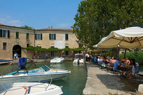Restaurant Locanda San Vigilio, Punta San Vigilio, Lake Garda, Italy, Europe