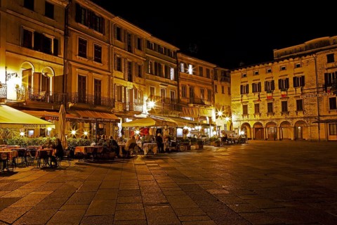 Piazza Motta, Old Town, Orta San Giulio, on Lake Orta, Province of Novara, Piedmont, Lago d'Orta,