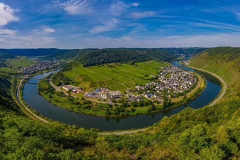 Panoramic view of the loop of the Moselle near Bruttig near Cochem, Germany, Europe