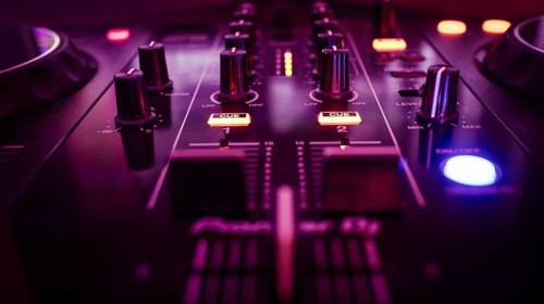 Dj console, bokeh, Pioneer DJ