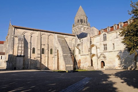 Abbey of Sainte-Marie-des-Dames, Abbaye aux, Saintes, Charente-Maritime, Poitou-Charentes, France,