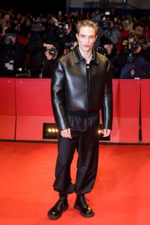 Robert Pattinson on the red carpet at the Special Gala of the film Mickey 17 at the 75th Berlinale