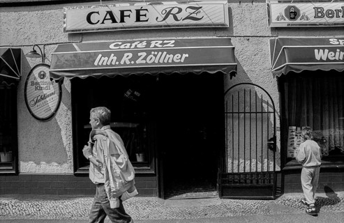 Germany, Berlin, 26 June 1991, Café RZ, (owned by R. Zöllner), in Große Hamburger Straße, Europe