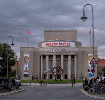 Germany, Berlin, 15.09.2024, Volksbühne, Rosa-Luxemburg-Platz, mache lachen..., Europe