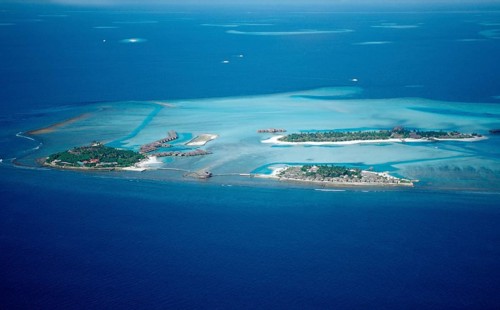 Aerial view of the Maldives, Maldives, Indian Ocean, South Male Atoll, Dhigufinolhu, Veligandu,