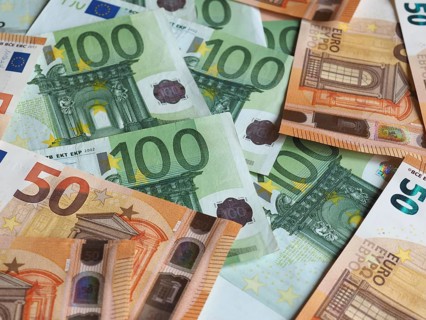50 and 100 Euro notes, European Union