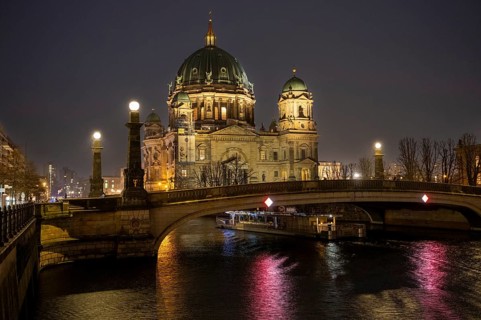 Germany, Berlin, 19.12.2024, Berlin Cathedral, Friedrichsbrücke, colourfully illuminated ship,