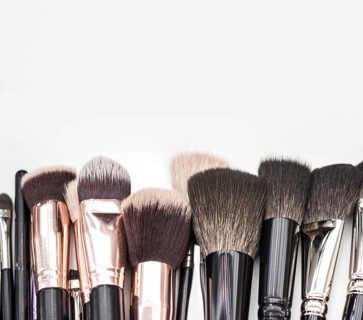Make up brushes plain background