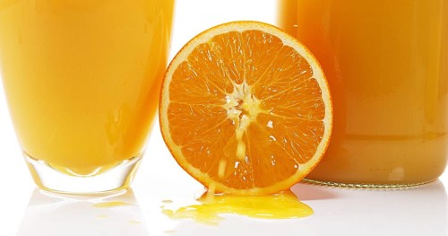 Orange (citrus sinensis), Fruit Flowing against White background