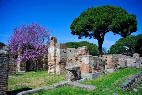 Ruined city of Ostia Antica, Rome, Lazio, Decumano Massimo, Italy, Europe