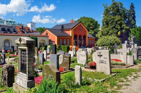 Funeral Hall, Protestant Cemetery -under the Burghalde-, Kempten, Allgäu, Bavaria, Germany, Europe