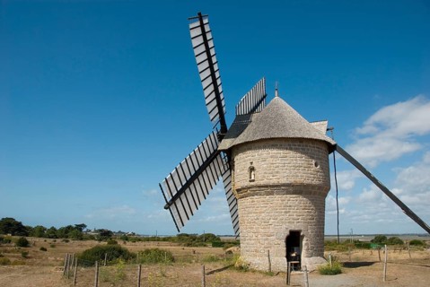 Windmill, Moulin Faise, Batz-sur-Mer, Loire Atlantique, Pays de la Loire, France, Europe