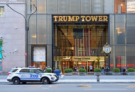Police train in front of Trump Tower entrance, 5th Avenue, Manhattan, New York City, New York, USA,