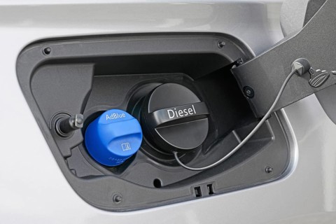 Tank filler necks for AdBlue and Diesel of a modern car