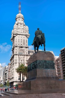 Equestrian statue of Jose Artigas, Palacio Salvo, Plaza Independencia, Montevideo, Uruguay, South