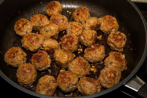 Meatballs in a pan