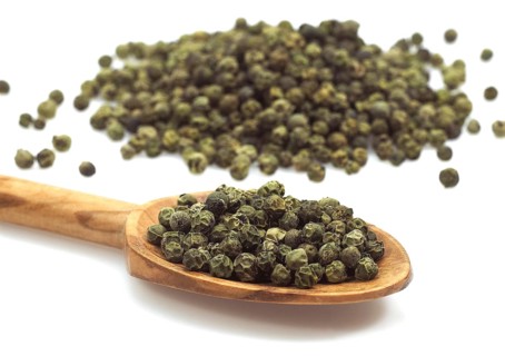 Real pepper, Black pepper, Pepper bush, Pepper family, Green Peppercorn, piper nignum, Green