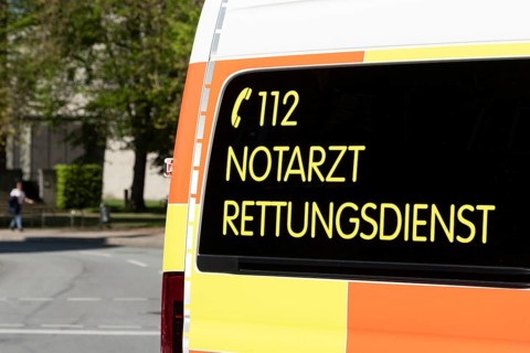Symbolic image, emergency call 112, emergency doctor, rescue service, fire brigade, detail view,