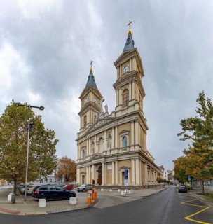 A picture of the Cathedral of the Divine Saviour on a cloudy day (Ostrava)