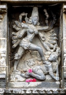 Mahishasuramardini Durga sculpture in Thillai Nataraja temple, Chidambaram, Tamil Nadu, South