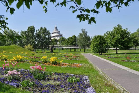 Federal Garden Show grounds Magdeburg, large Cracauer Anger, millennium tower