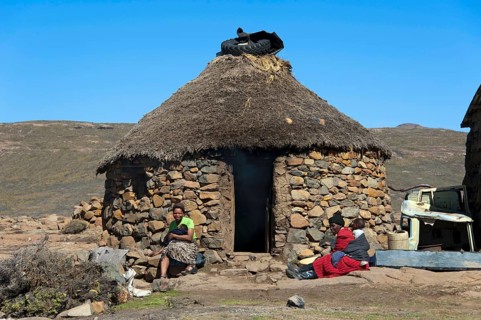 Round Hut, Thaba-Tseka District, Lesotho, Basotho, Africa