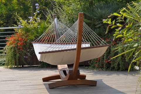 Emilia Romagna, Italian Adriatic Sea, Cervia, Hotel : GARDEN in Pinerella, hammocks, swing lounger