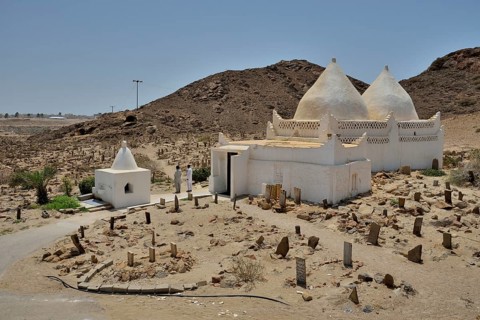 Mausoleum of the Muslim saint Mohammed Bin Ali al Qalayi, near Mirbat, Dhofar Region, Orient, Oman,