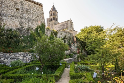 Herb garden, La Garde-Adhémar, Plus beaux villages de France, Département Drôme, Provence,