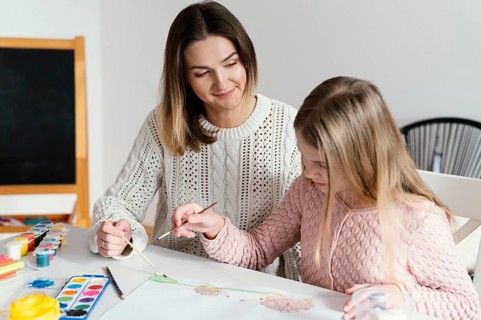 Medium shot girl learning paint