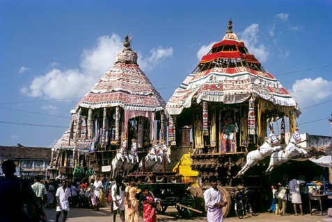 Kumbheswarar temple chariot in Kumbakonam, Tamil Nadu, India, Asia