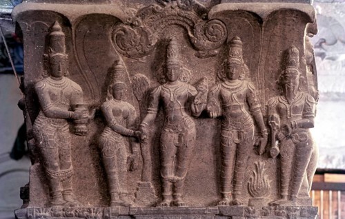 Marriage of Parvati Sculptures in Ramaswamy temple pillared Mahamandapatam in Kumbakonam, Tamil